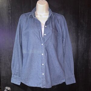 💙 J. Crew Denim Long Sleeve Button-Up Collared Shirt. Small. Excellent!